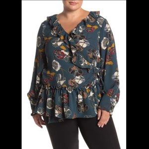 ✨NWT Everleigh Print Ruffle Wrap Blouse
